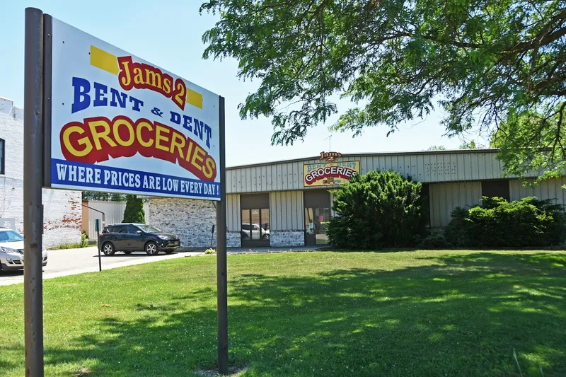 Jams 2 Bent and Dent Reedsburg location in Reedsburg, WI