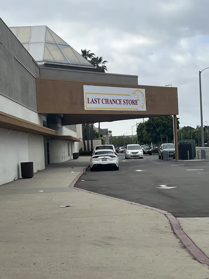 Last Chance Store - Discount store in Torrance, California