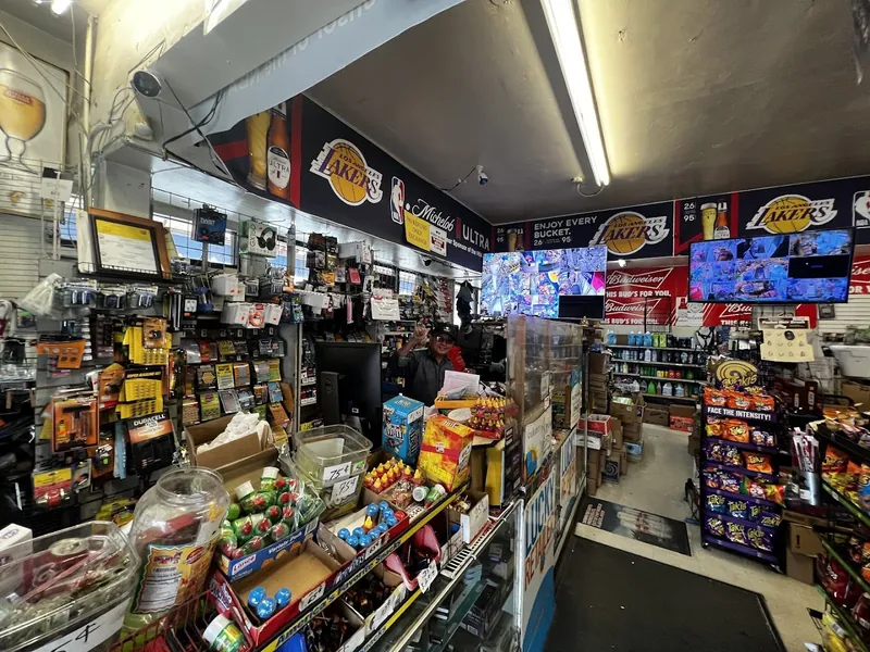LB City Market - Grocery store in Long Beach, California