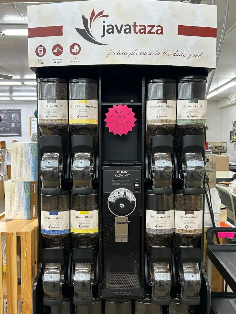 M & M Grocery - Grocery store in Greenville, Pennsylvania