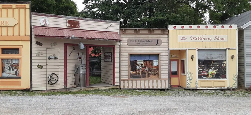 Oldest General Store - Home goods store in Mesopotamia, Ohio