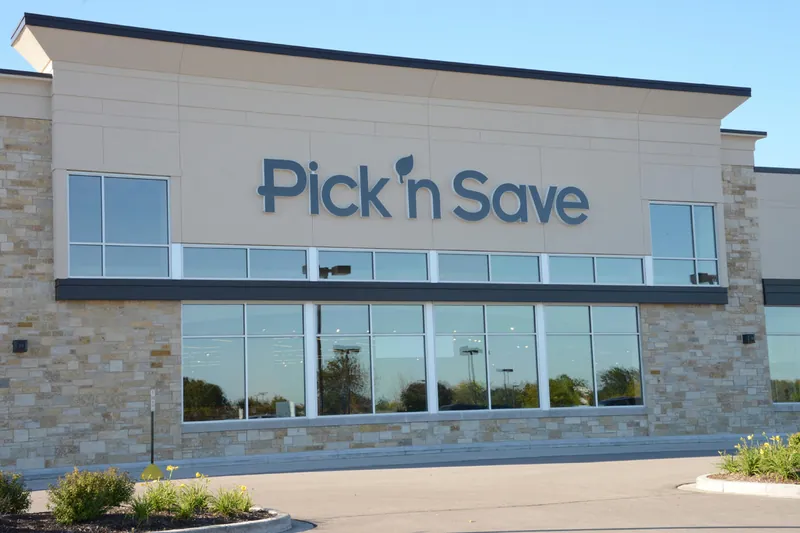 Pick 'n Save - Grocery store in Waukesha, Wisconsin