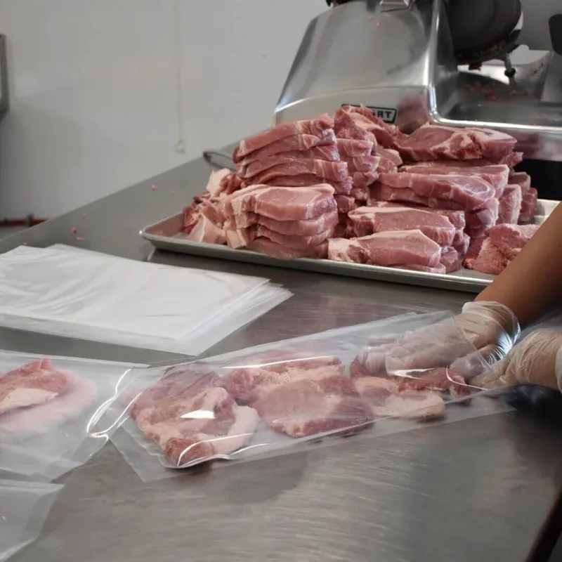 Raber's Discount Groceries LLC in Wolcottville, IN