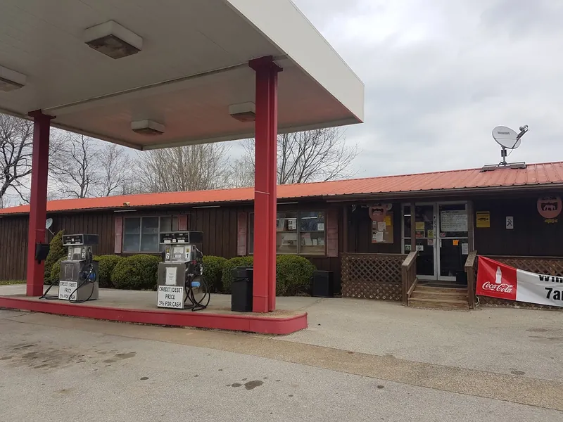 Salings Grocery & Bait Shop - Grocery store in Mammoth Cave, Kentucky