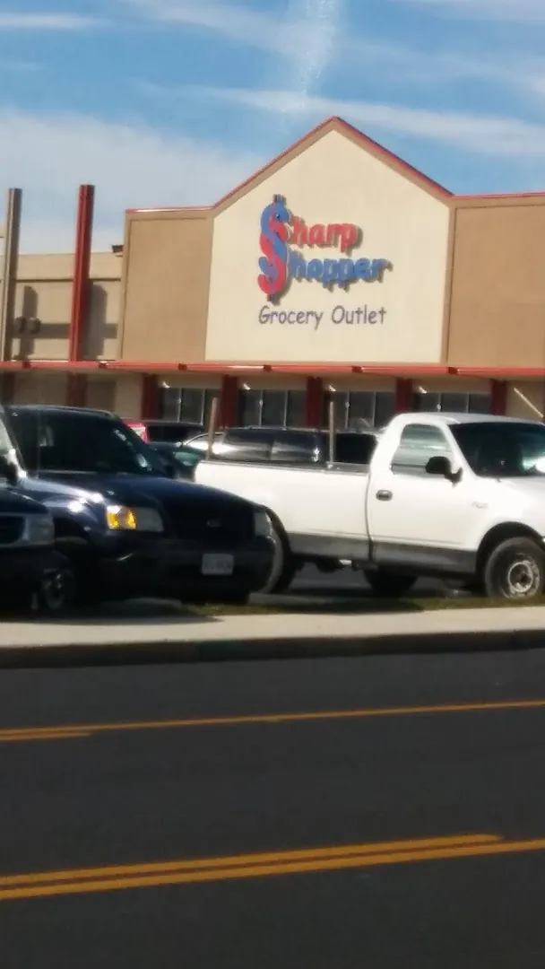 Sharp Shopper Grocery Outlet - Grocery store in Harrisonburg, Virginia