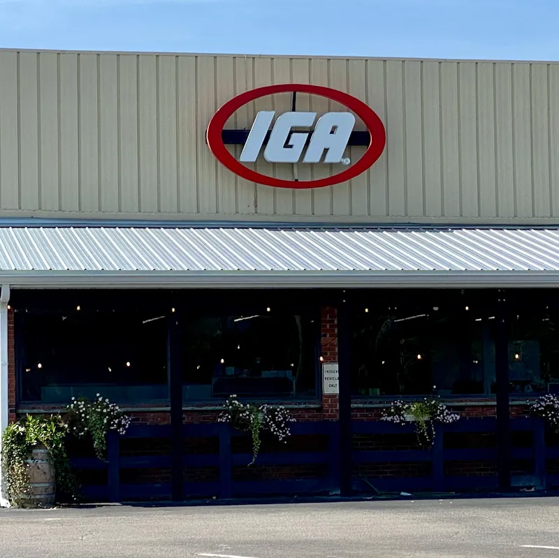 Spires IGA Market - Lake Butler FL - Grocery store in Lake Butler, Florida