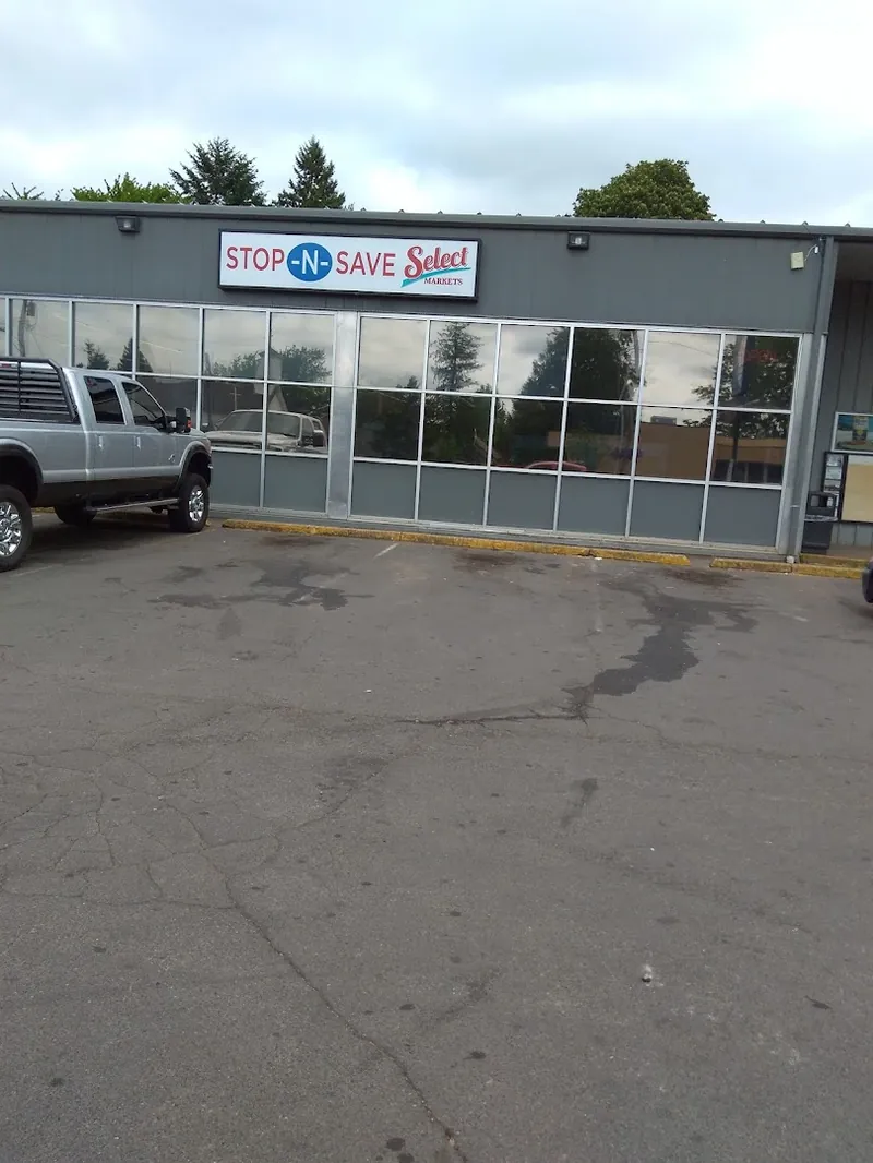 Stop-N-Save #11 in Scio, OR