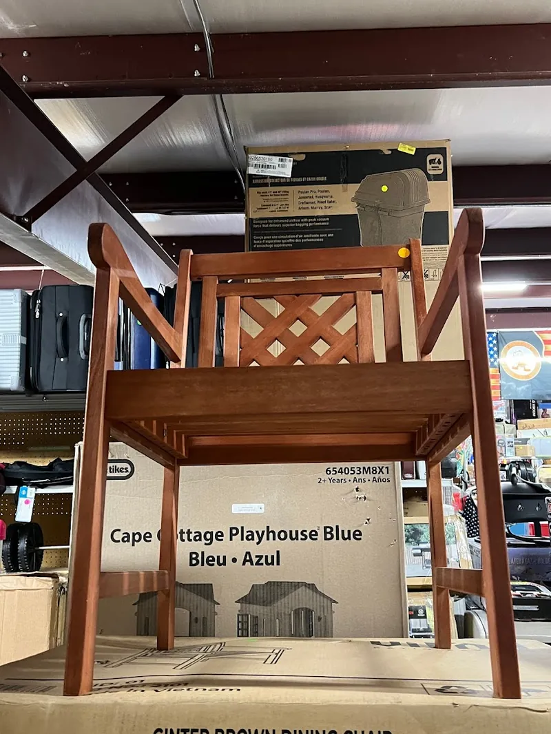 Stutzman's Daily Deals - Discount store in Middlefield, OH