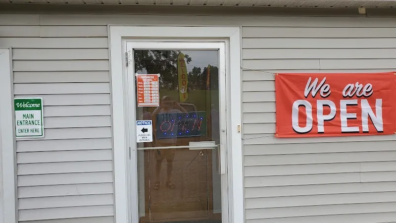Sue Z Salvage L.L.C - Grocery store in Madison, Ohio