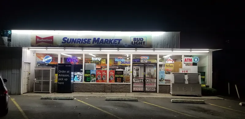 Sunrise Market 2 - Grocery store in Milwaukie, Oregon