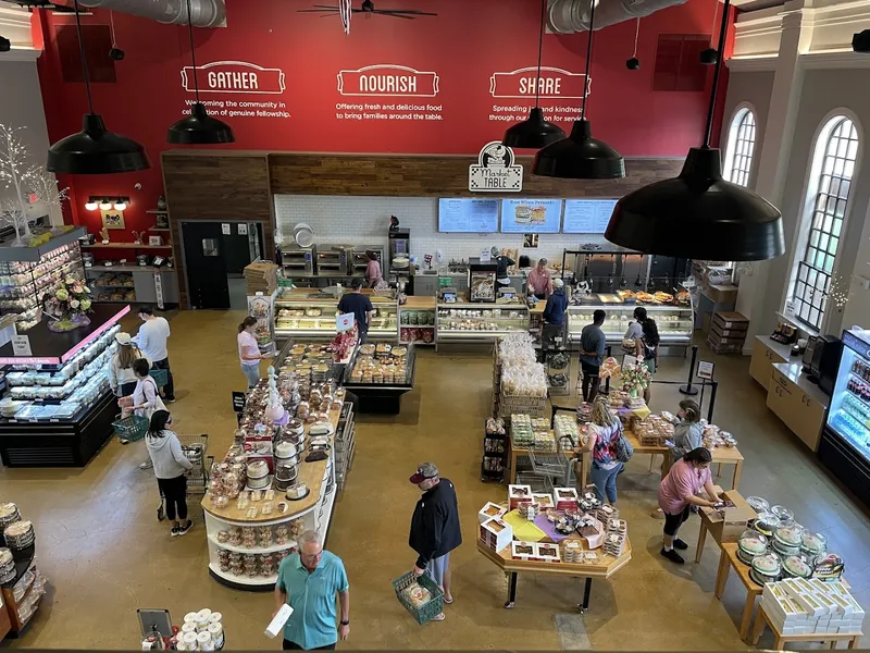 Ukrop's Market Hall - Restaurant in Richmond, Virginia