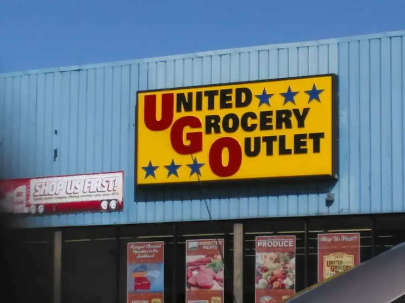 United Grocery Outlet - Grocery store in Shelbyville, Tennessee