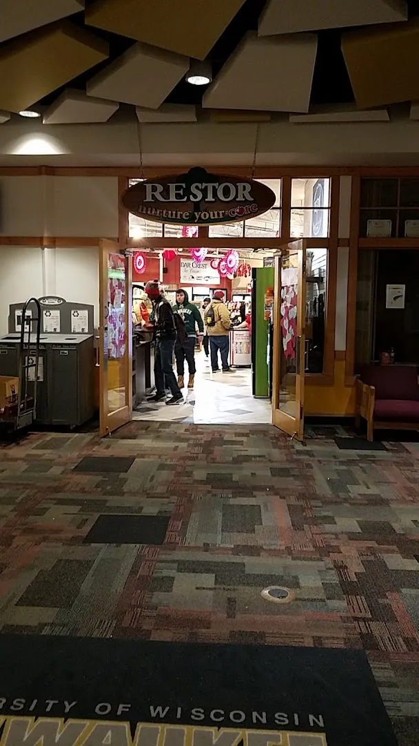 UWM Restor - Convenience store in Milwaukee, Wisconsin