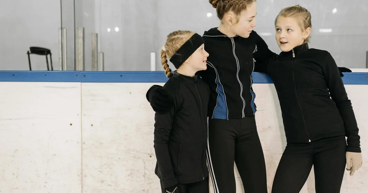 Children enjoying a birthday party at a Skating Rink Pal venue.