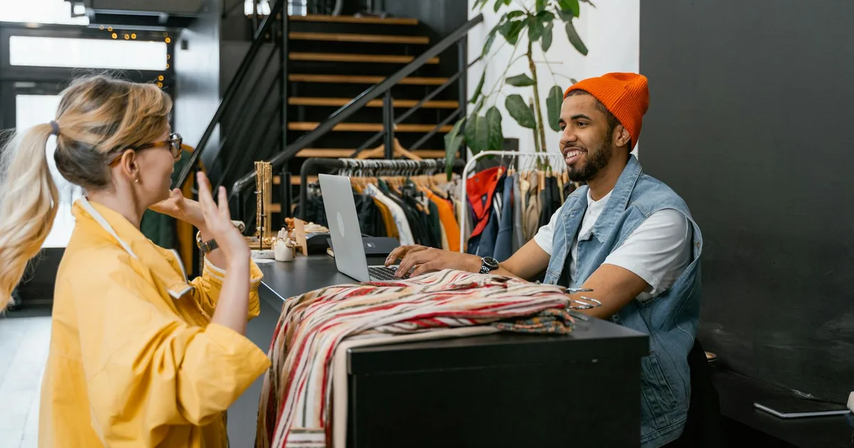 Stop Driving Past Deals: How a Map Changes the Way You Find Surplus Stores