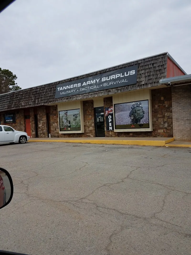 Tanners Army Surplus in Barling, AR