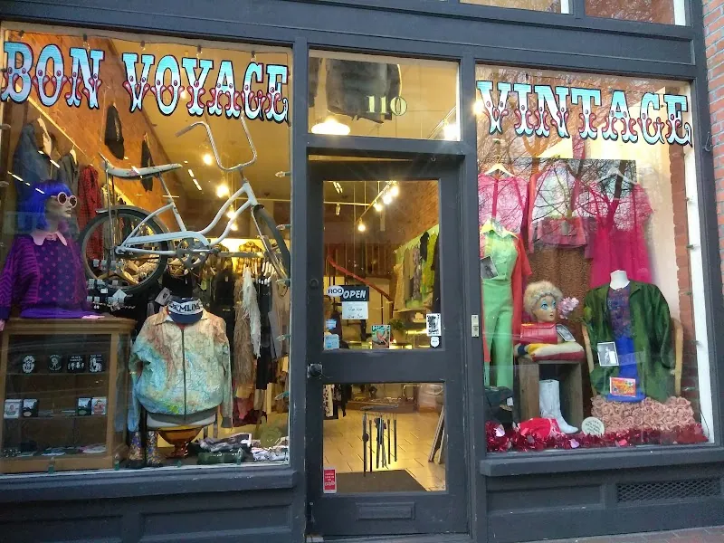 Bon Voyage Vintage in Seattle, WA