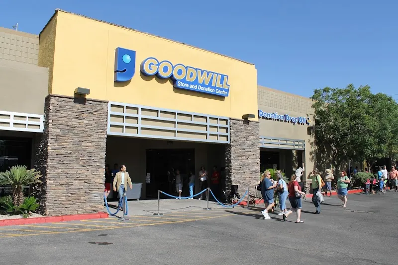 Goodwill - Retail Store and Donation Center in Glendale, AZ