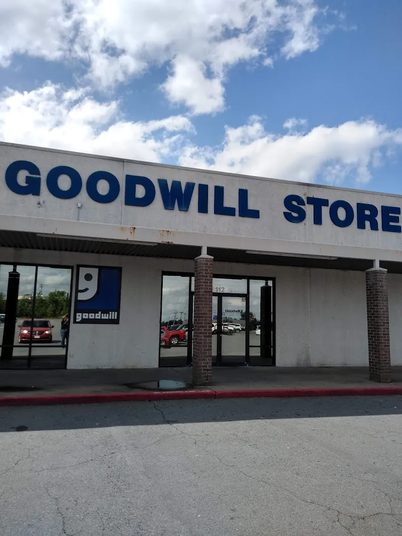 Goodwill Store | Donation Center | Career Services Center | Reentry Services in North Little Rock, AR