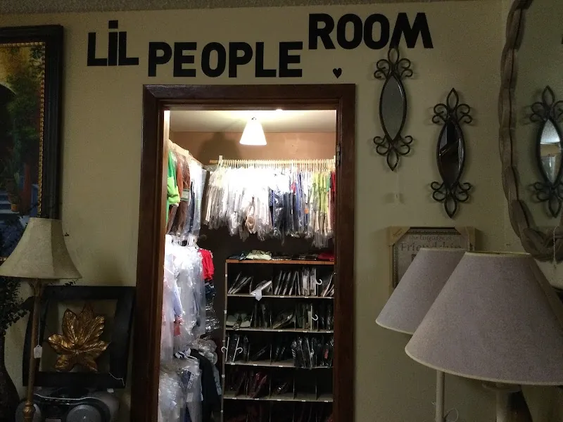 This N That Resale Shoppe in Lafayette, LA